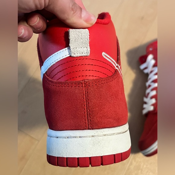 NIKE DUNK HIGH SE FIRST USE Size 9 - Picture 13 of 16